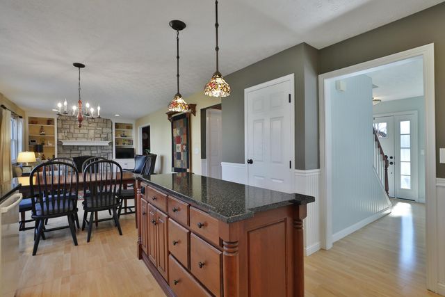 336 Brownsfell Drive, Columbus, OH 43235