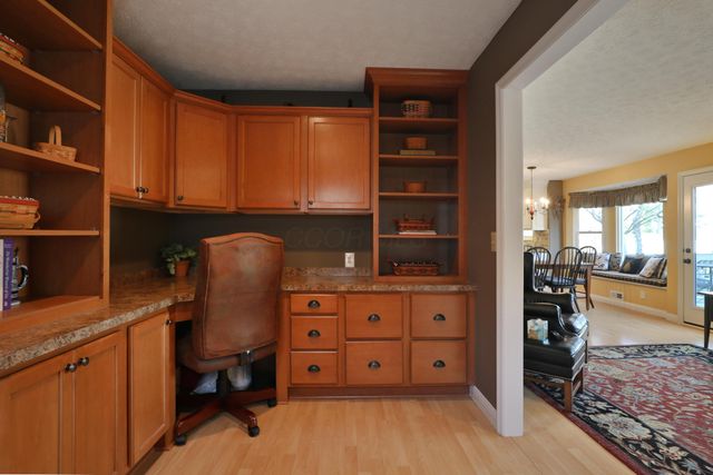 336 Brownsfell Drive, Columbus, OH 43235