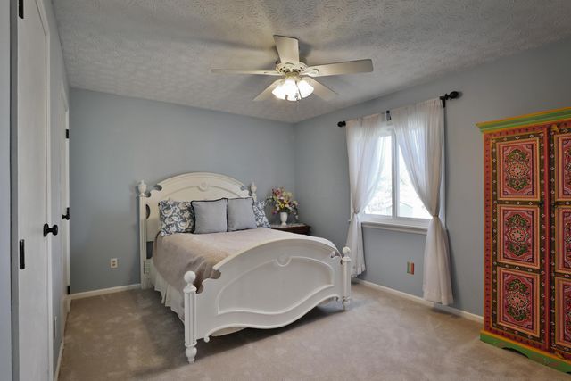 336 Brownsfell Drive, Columbus, OH 43235