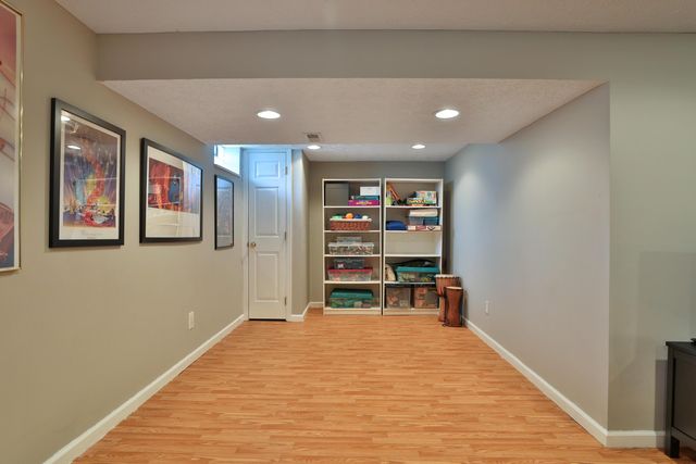 336 Brownsfell Drive, Columbus, OH 43235