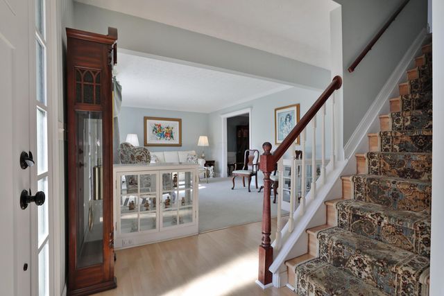 336 Brownsfell Drive, Columbus, OH 43235