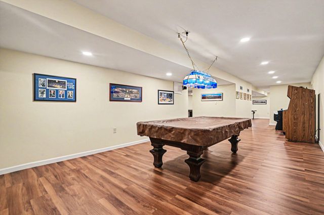 582 Savannah Drive, Walton, KY 41094