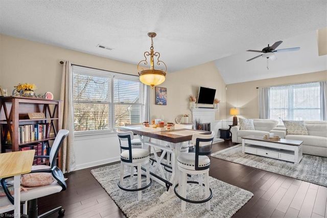 5116 Autumncrest Drive, Greensboro, NC 27407