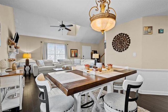 5116 Autumncrest Drive, Greensboro, NC 27407