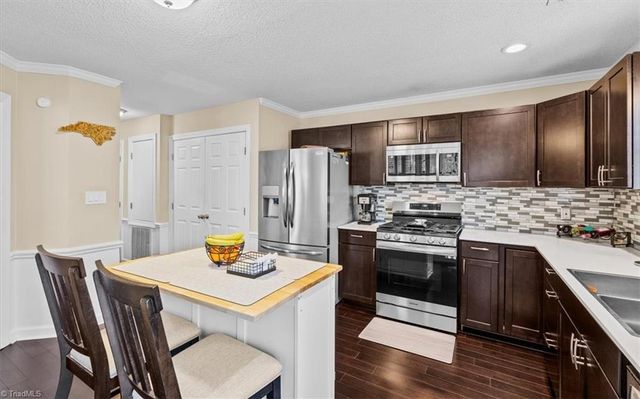 5116 Autumncrest Drive, Greensboro, NC 27407