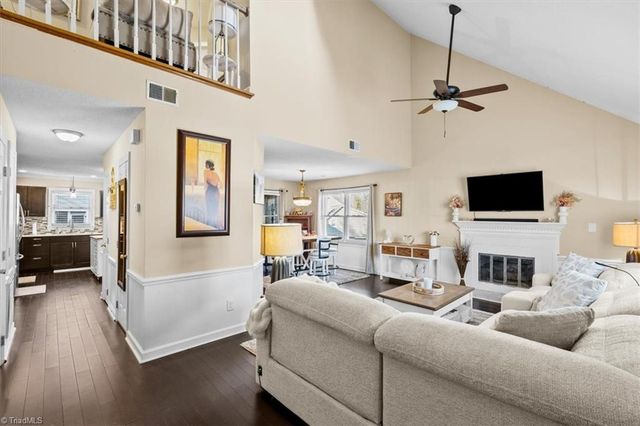 5116 Autumncrest Drive, Greensboro, NC 27407