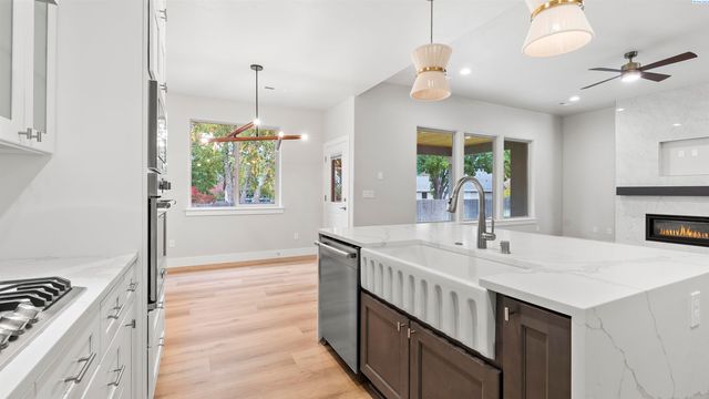 1640 Palermo Ave, Richland, WA 99352