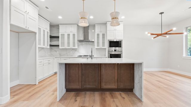 1640 Palermo Ave, Richland, WA 99352