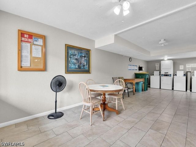 4617 Bayshore DR H5, Naples, FL 34112