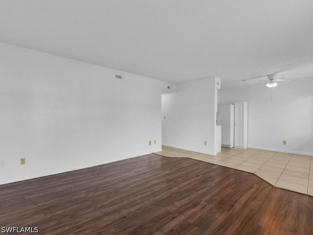 4617 Bayshore DR H5, Naples, FL 34112