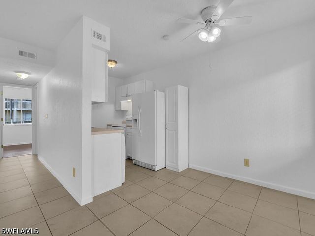 4617 Bayshore DR H5, Naples, FL 34112