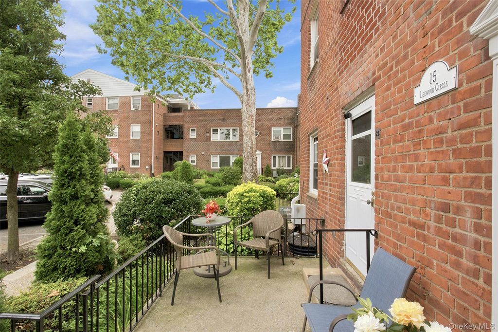 15 Leewood 2L, Eastchester, NY 10709 — photo 2