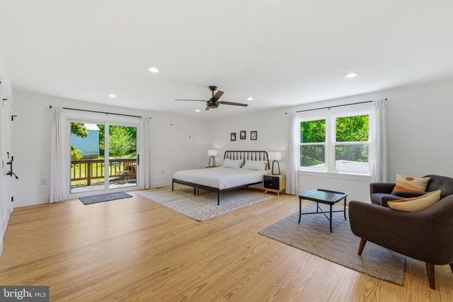 3259 IDA RD, Luray, VA 22835