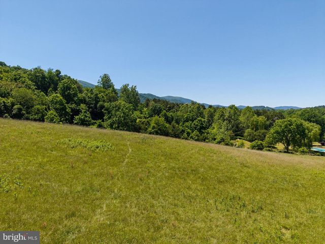 3259 IDA RD, Luray, VA 22835
