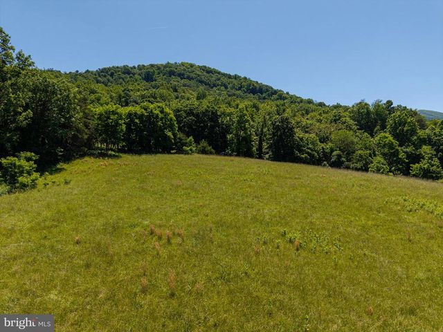 3259 IDA RD, Luray, VA 22835