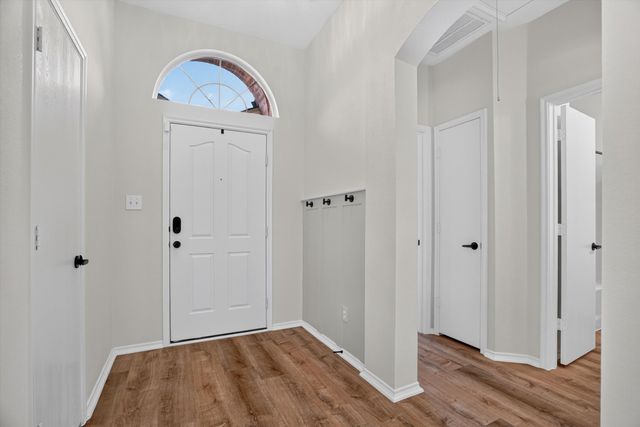 9921 Henna Lane, Fort Worth, TX 76108