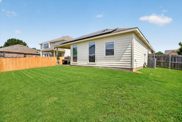 9921 Henna Lane, Fort Worth, TX 76108