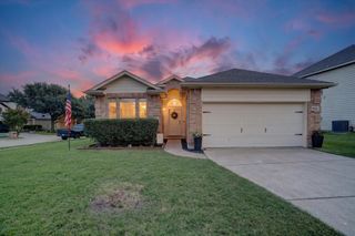 9921 Henna Lane, Fort Worth, TX 76108