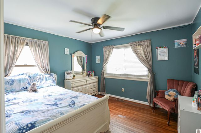 412 Joe Clifton Dr, Paducah, KY 42001