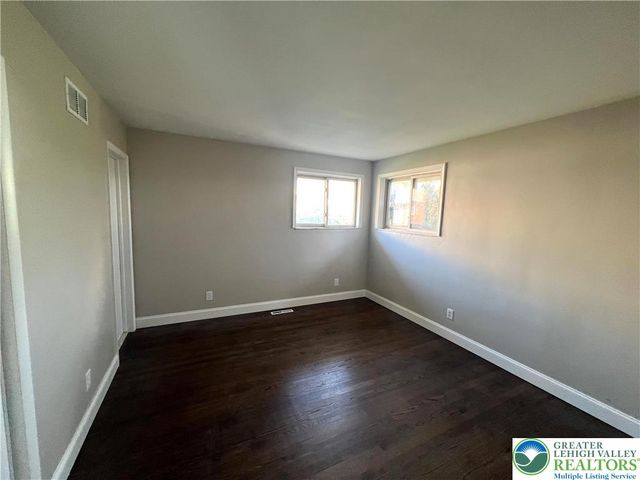 1320 East Livingston Street, Allentown City, PA 18109