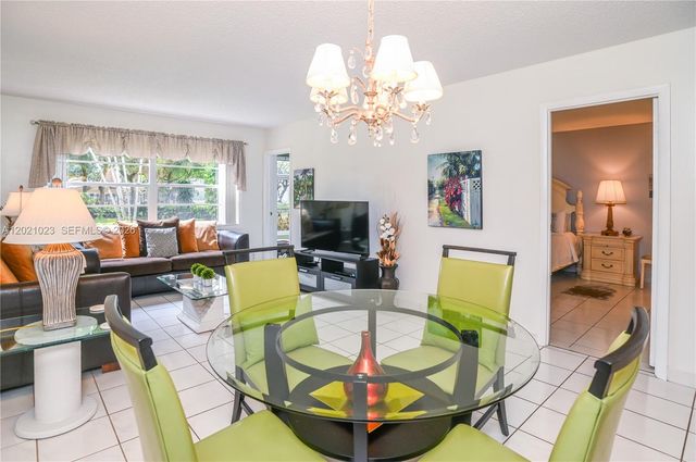 5100 NW 35th St 107, Lauderdale Lakes, FL 33319