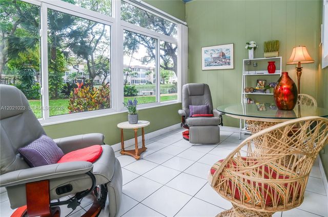 5100 NW 35th St 107, Lauderdale Lakes, FL 33319