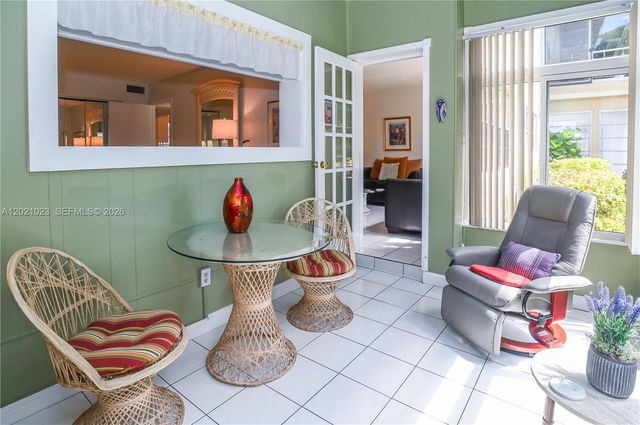 5100 NW 35th St 107, Lauderdale Lakes, FL 33319