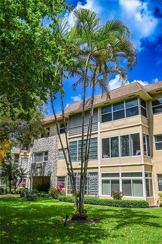 5100 NW 35th St 107, Lauderdale Lakes, FL 33319