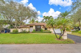 10330 SW 58th Court, Pinecrest, FL 33156
