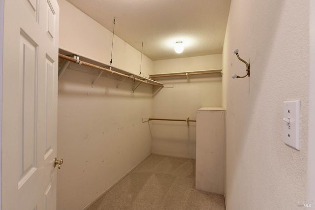 135 Fulton Pl, Windsor, CA 95492