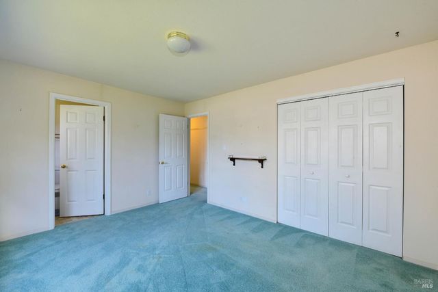 135 Fulton Pl, Windsor, CA 95492