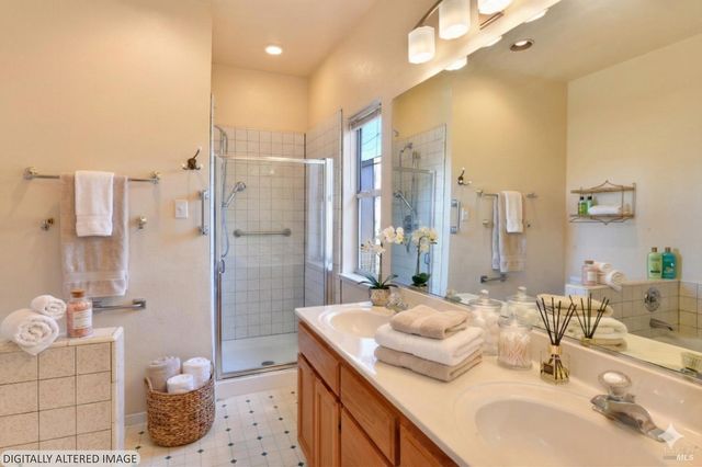 135 Fulton Pl, Windsor, CA 95492