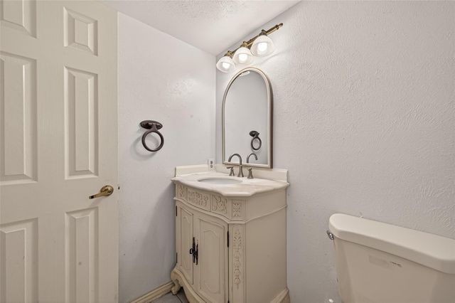 6206 Homeview Drive, Houston, TX 77049