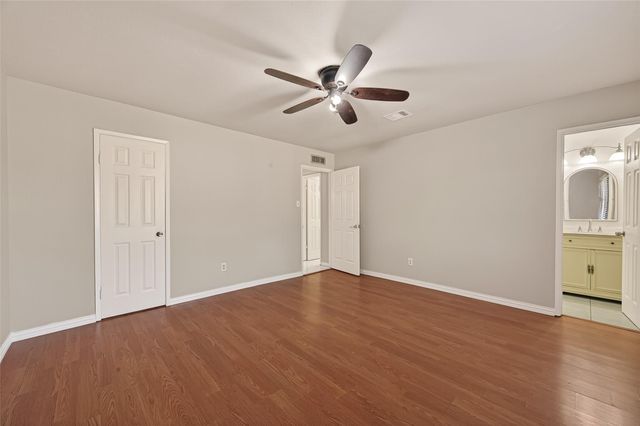 6206 Homeview Drive, Houston, TX 77049