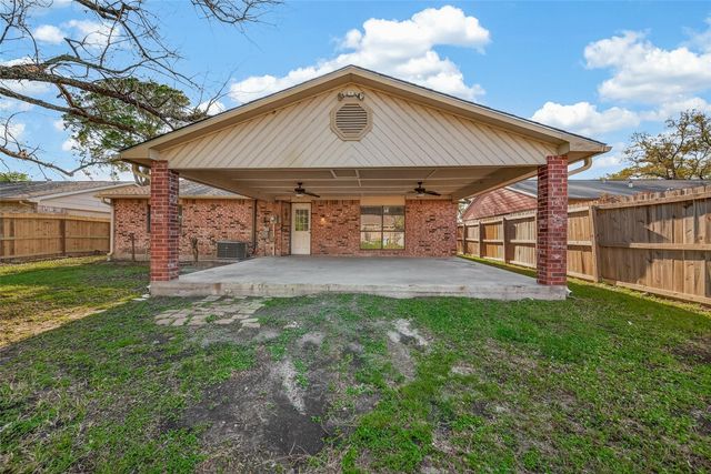 6206 Homeview Drive, Houston, TX 77049