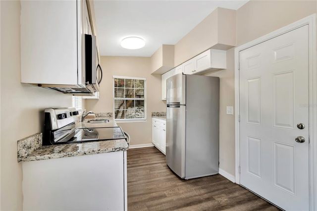 1810 KINGSLAND AVENUE, Orlando, FL 32808