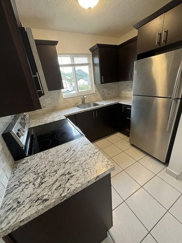 3610 SW 87th Pl 3610, Miami, FL 33165