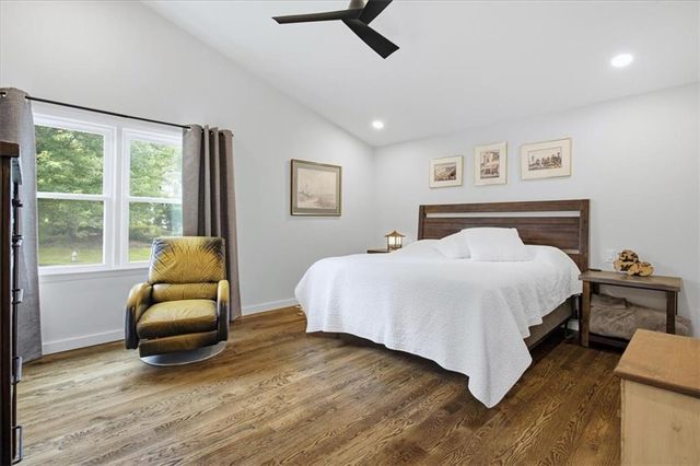 8 Rhodes Drive SE, Marietta, GA 30068