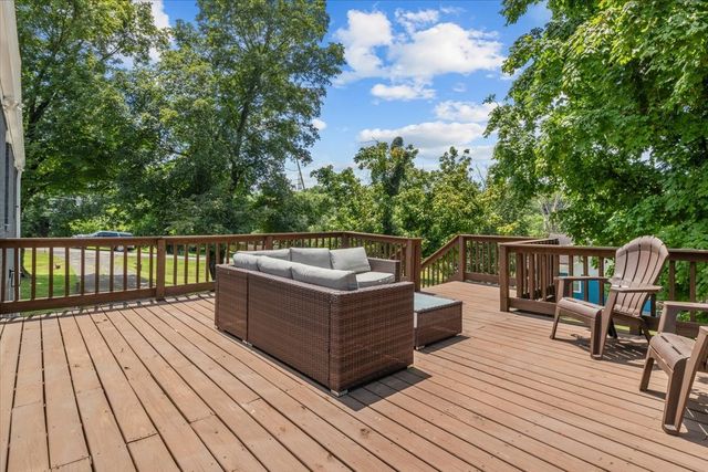 238 Wilowen Dr, Nashville, TN 37210