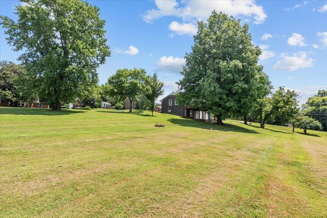 238 Wilowen Dr, Nashville, TN 37210