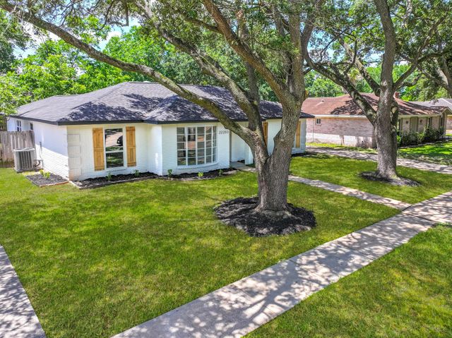 22203 Hockaday Drive, Katy, TX 77450