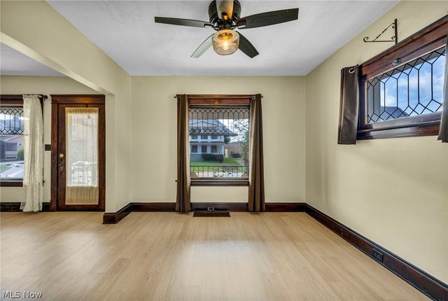 4301 Gamma Avenue, Newburgh Heights, OH 44105