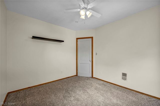 4301 Gamma Avenue, Newburgh Heights, OH 44105