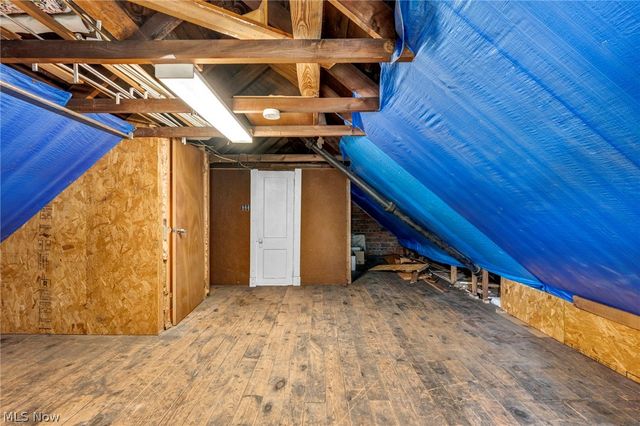 4301 Gamma Avenue, Newburgh Heights, OH 44105