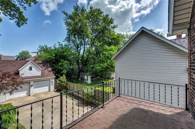 4301 Gamma Avenue, Newburgh Heights, OH 44105