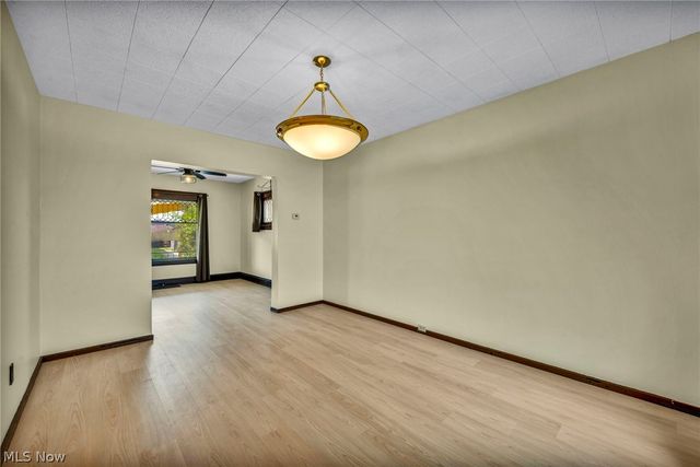 4301 Gamma Avenue, Newburgh Heights, OH 44105