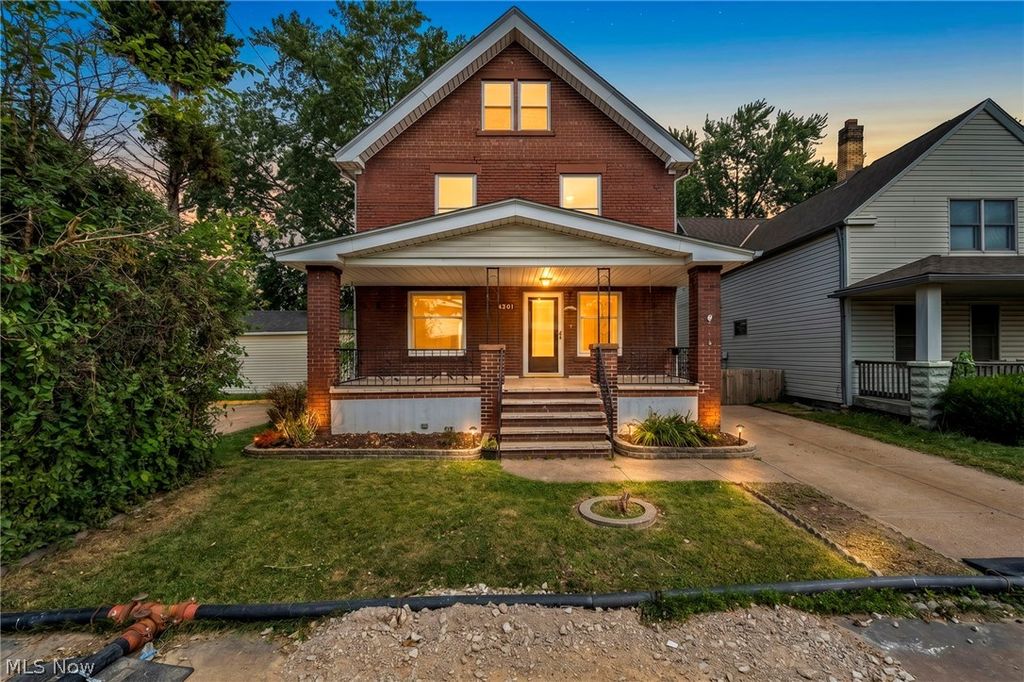 4301 Gamma Avenue, Newburgh Heights, OH 44105