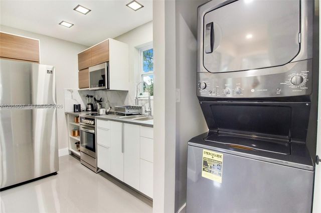 5530 NW 5th Ave, Miami, FL 33127