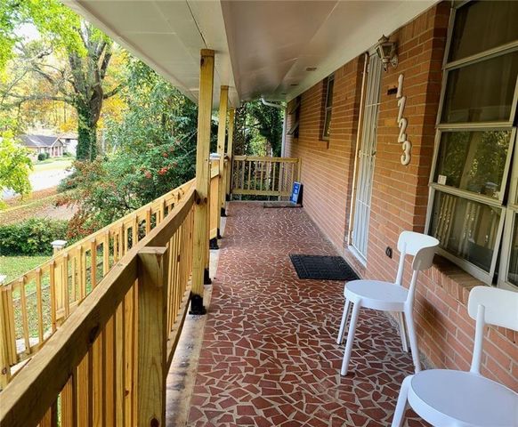 1723 Fort Valley Drive SW, Atlanta, GA 30311