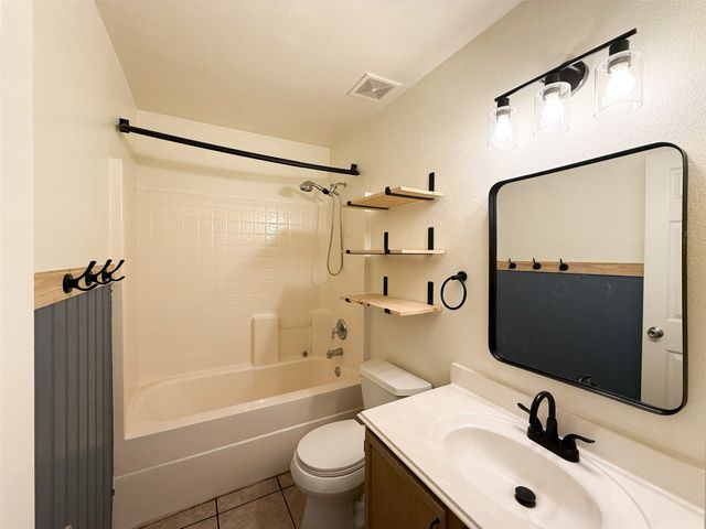 1578 Crown View Drive, Little Elm, TX 75068